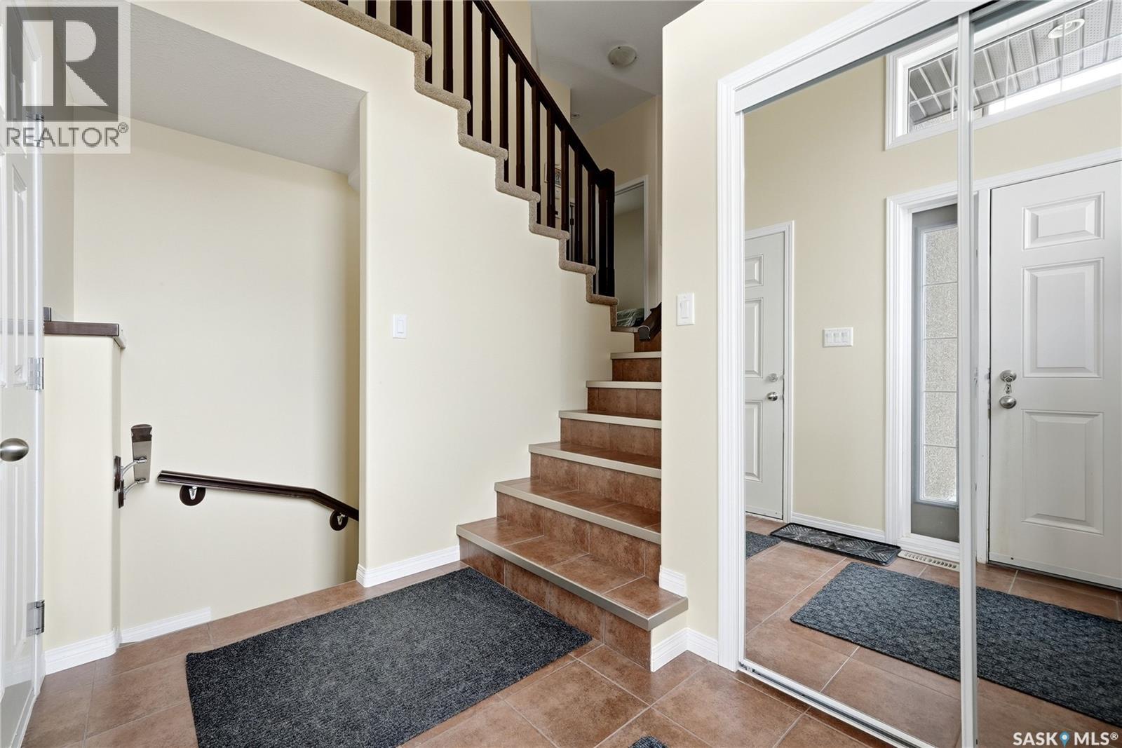 2534 Windsor Park Road, Regina, Saskatchewan  S4V 1K4 - Photo 3 - SK037048