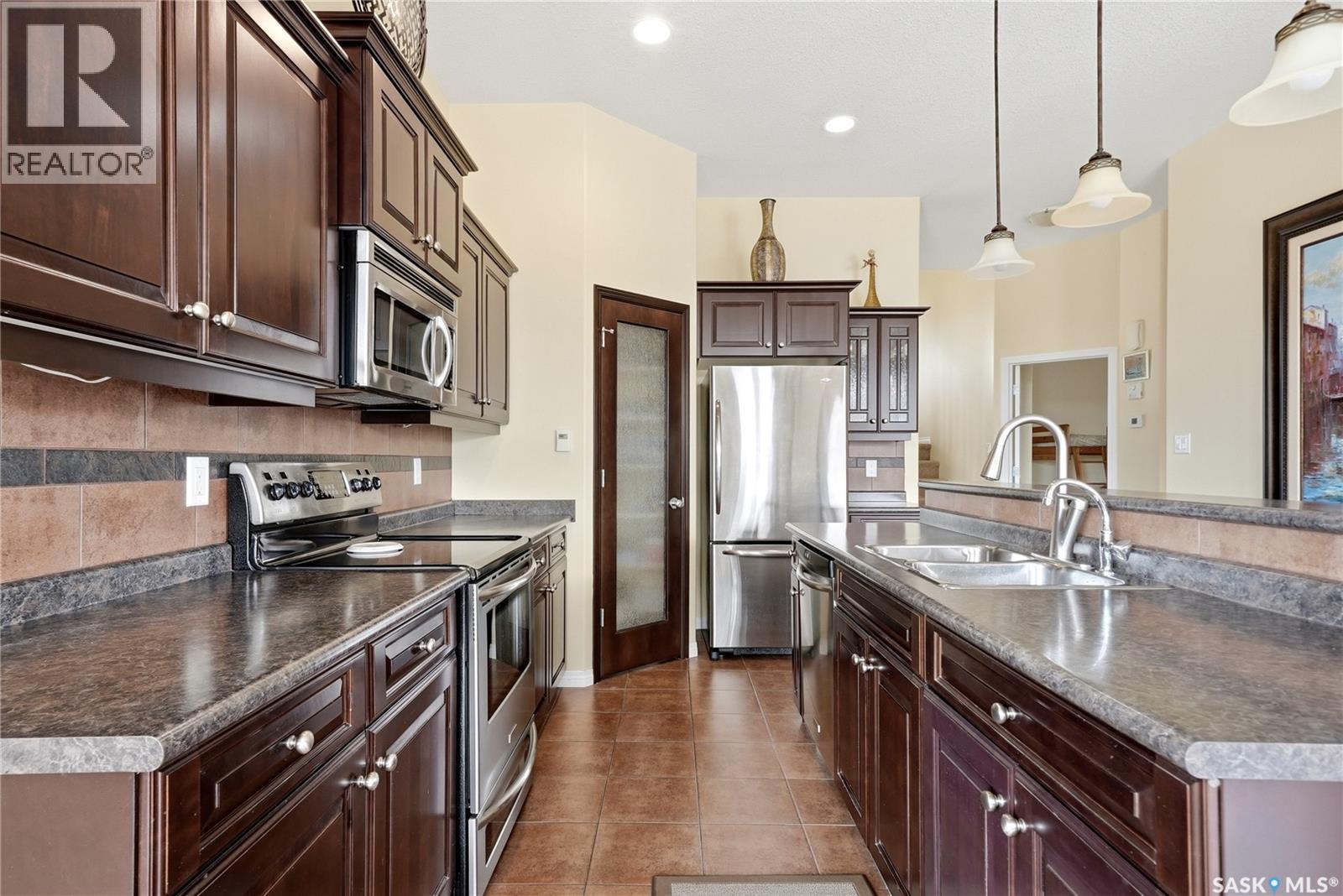 2534 Windsor Park Road, Regina, Saskatchewan  S4V 1K4 - Photo 8 - SK037048