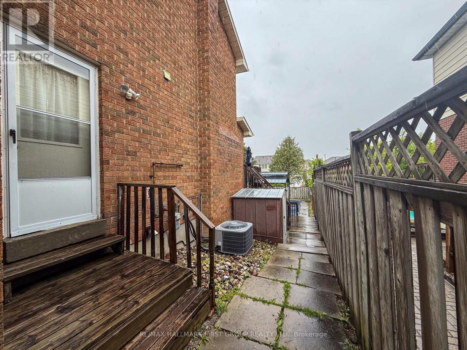 1855 New Street, Pickering (Amberlea), Ontario  L1V 3L9 - Photo 34 - E13162642