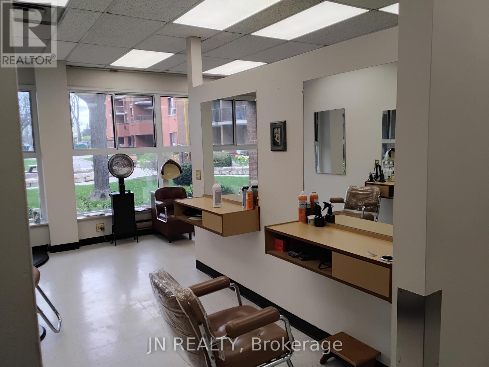 Main Floor - 7900 Mclaughlin Road, Brampton, Ontario  L6Y 5A7 - Photo 9 - W13078958