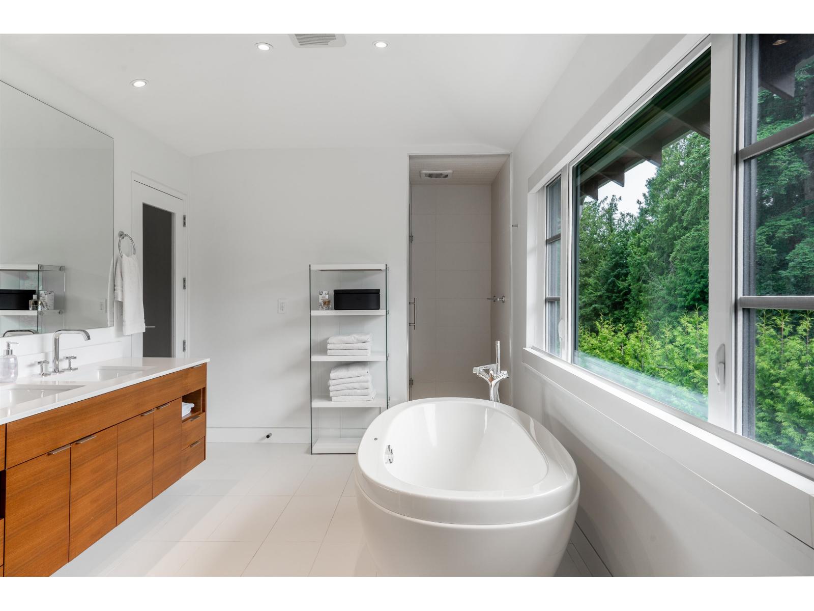 14073 34a Avenue, Surrey, British Columbia  V4P 0A8 - Photo 20 - R3127977