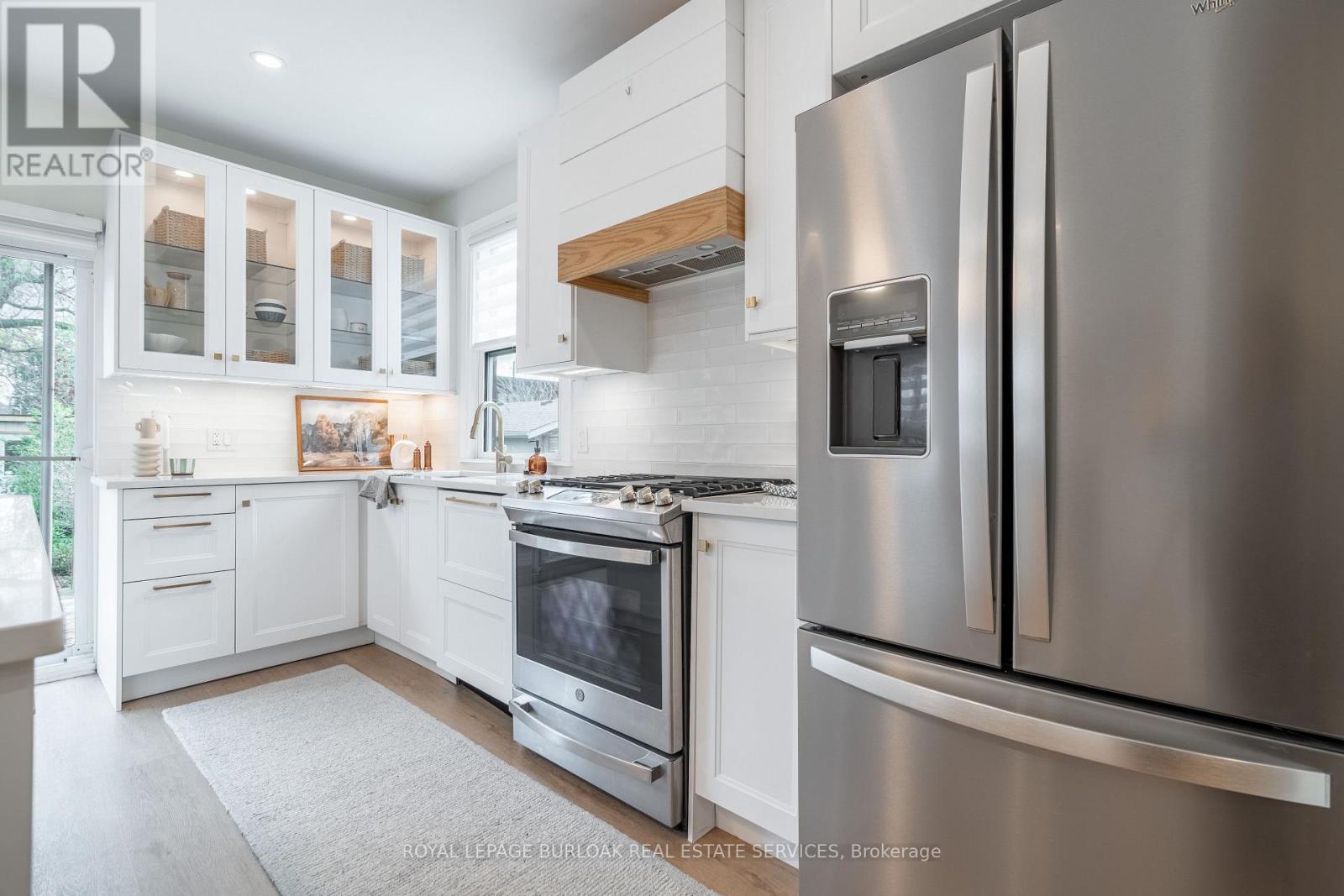 51 East 23rd Street, Hamilton, Ontario  L8V 2W5 - Photo 8 - X13144568