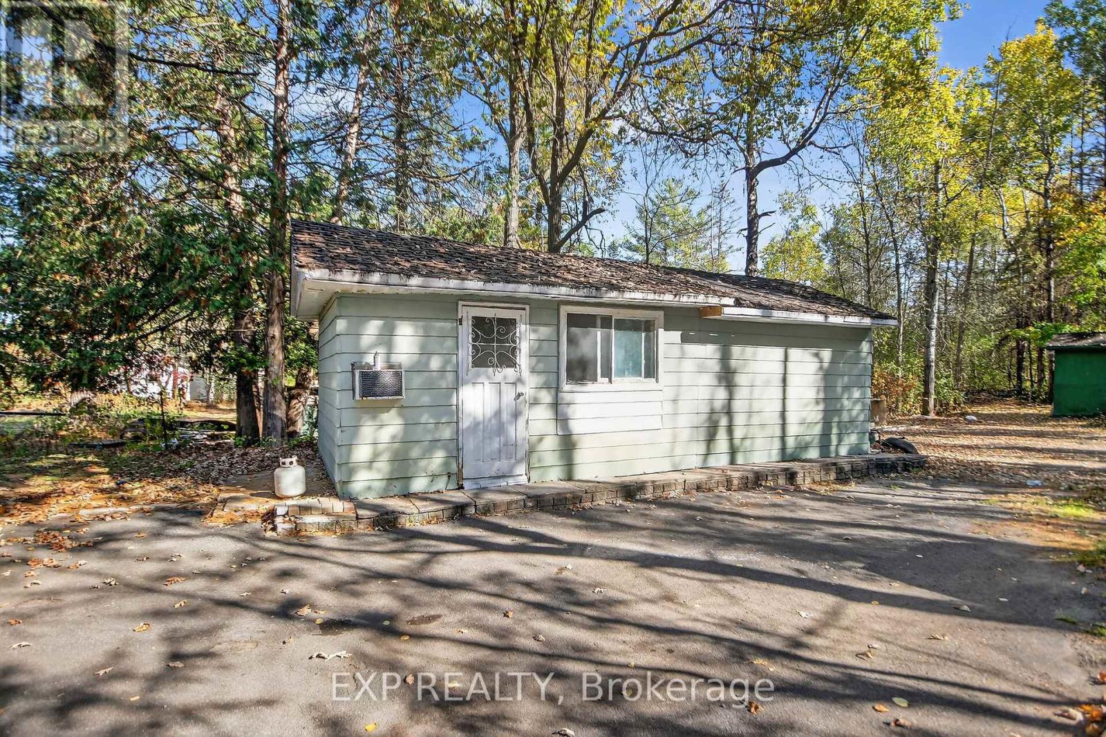 96 Constance Lake Road, Ottawa, Ontario  K2K 1X7 - Photo 32 - X12465998