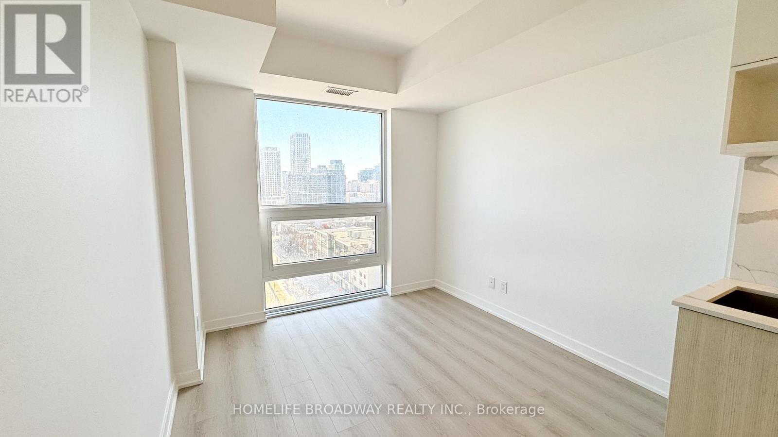 1505 - 100 Queen Street E, Toronto, Ontario  M5C 0B5 - Photo 4 - C13174346