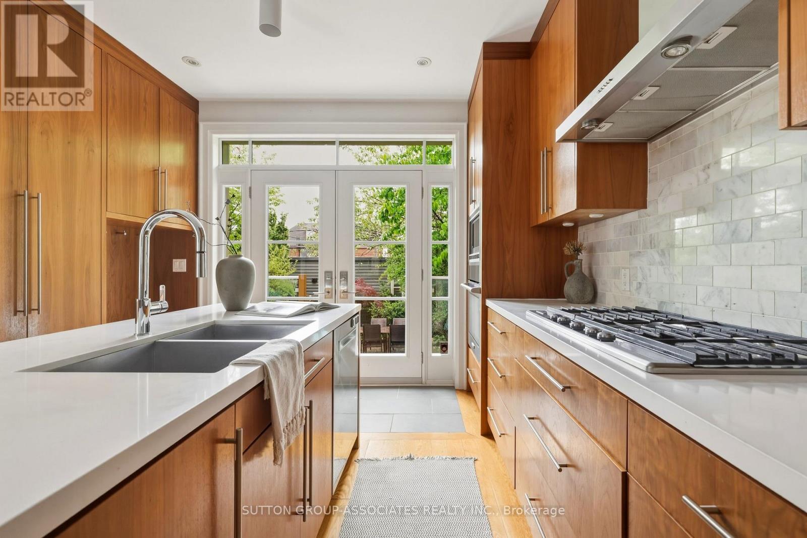 204 Beatrice Street, Toronto, Ontario  M6G 3G1 - Photo 14 - C13174378