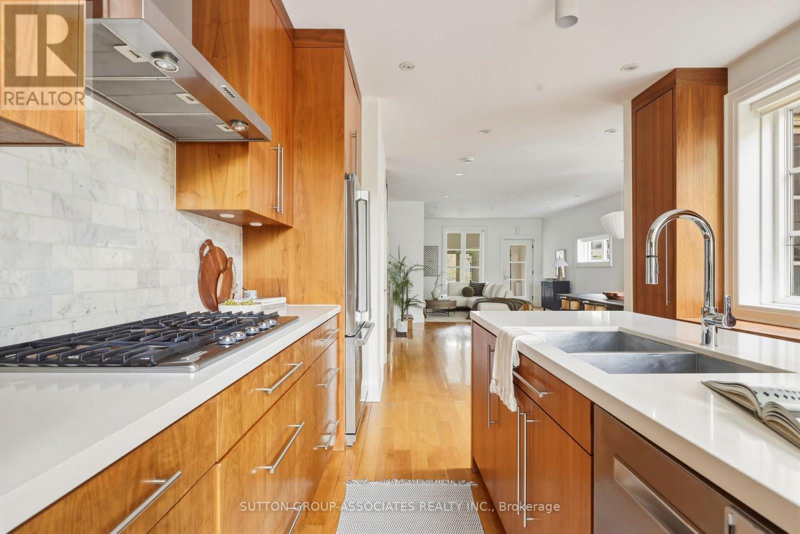 204 Beatrice Street, Toronto, Ontario  M6G 3G1 - Photo 15 - C13174378