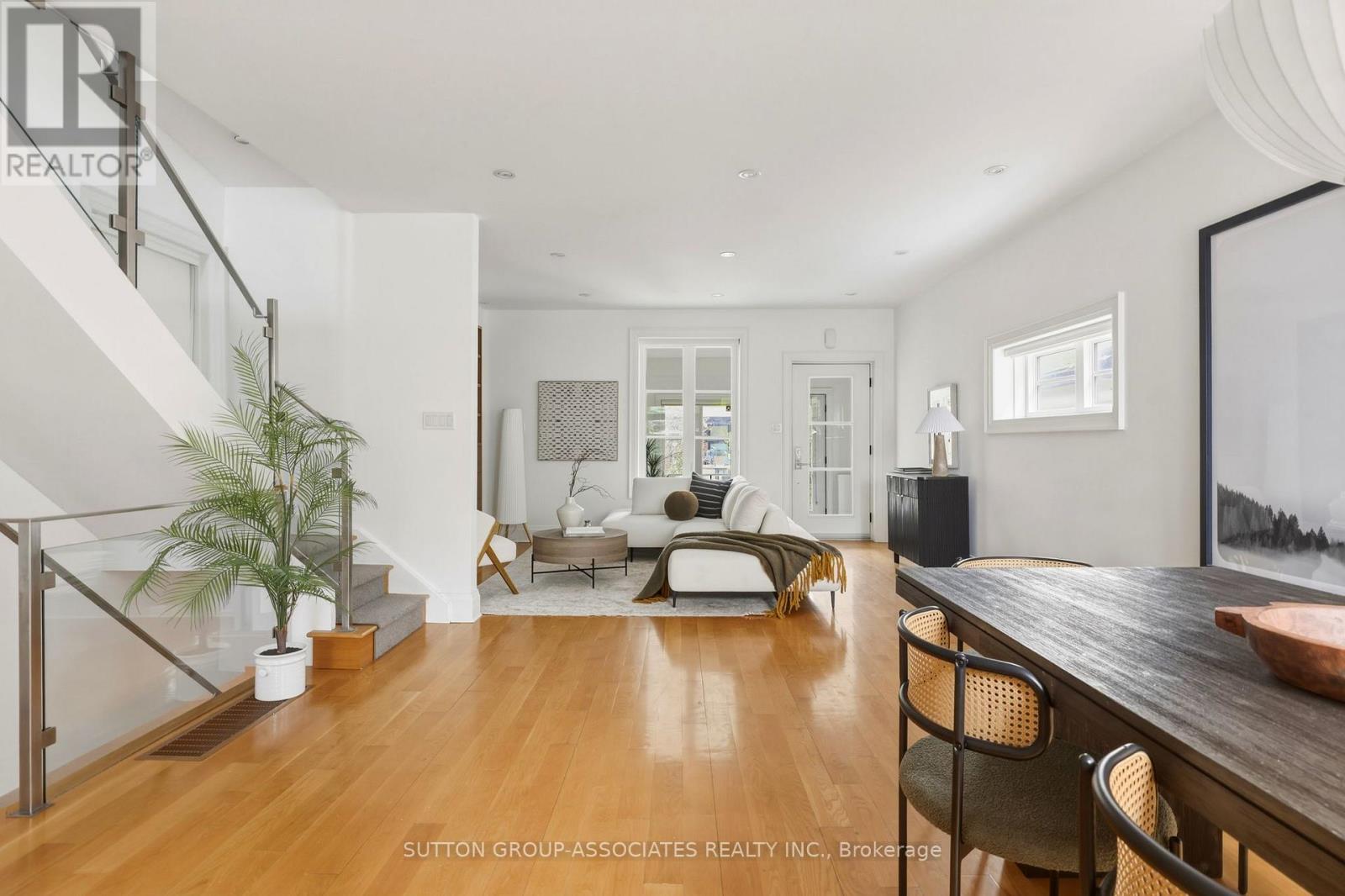 204 Beatrice Street, Toronto, Ontario  M6G 3G1 - Photo 5 - C13174378