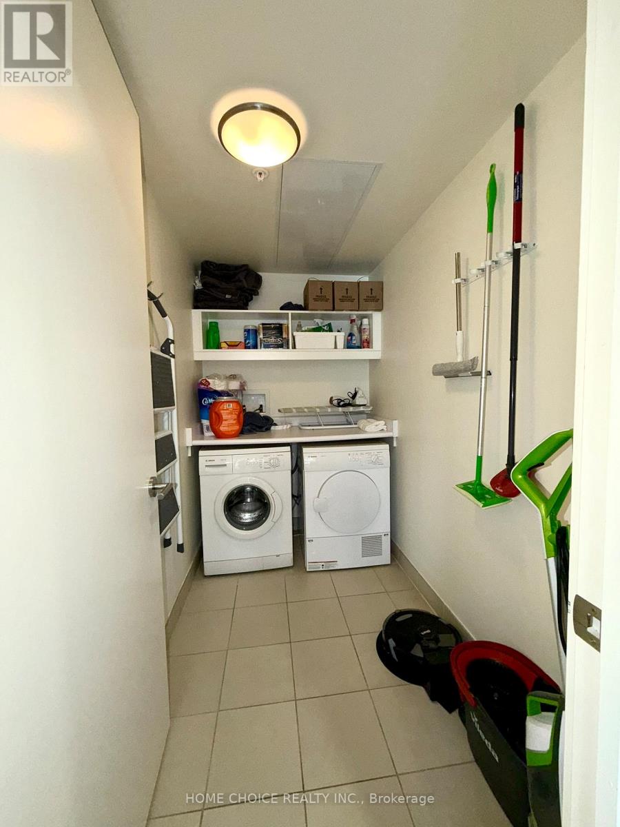 180 University Avenue, Toronto, Ontario  M5H 0A2 - Photo 26 - C13174382
