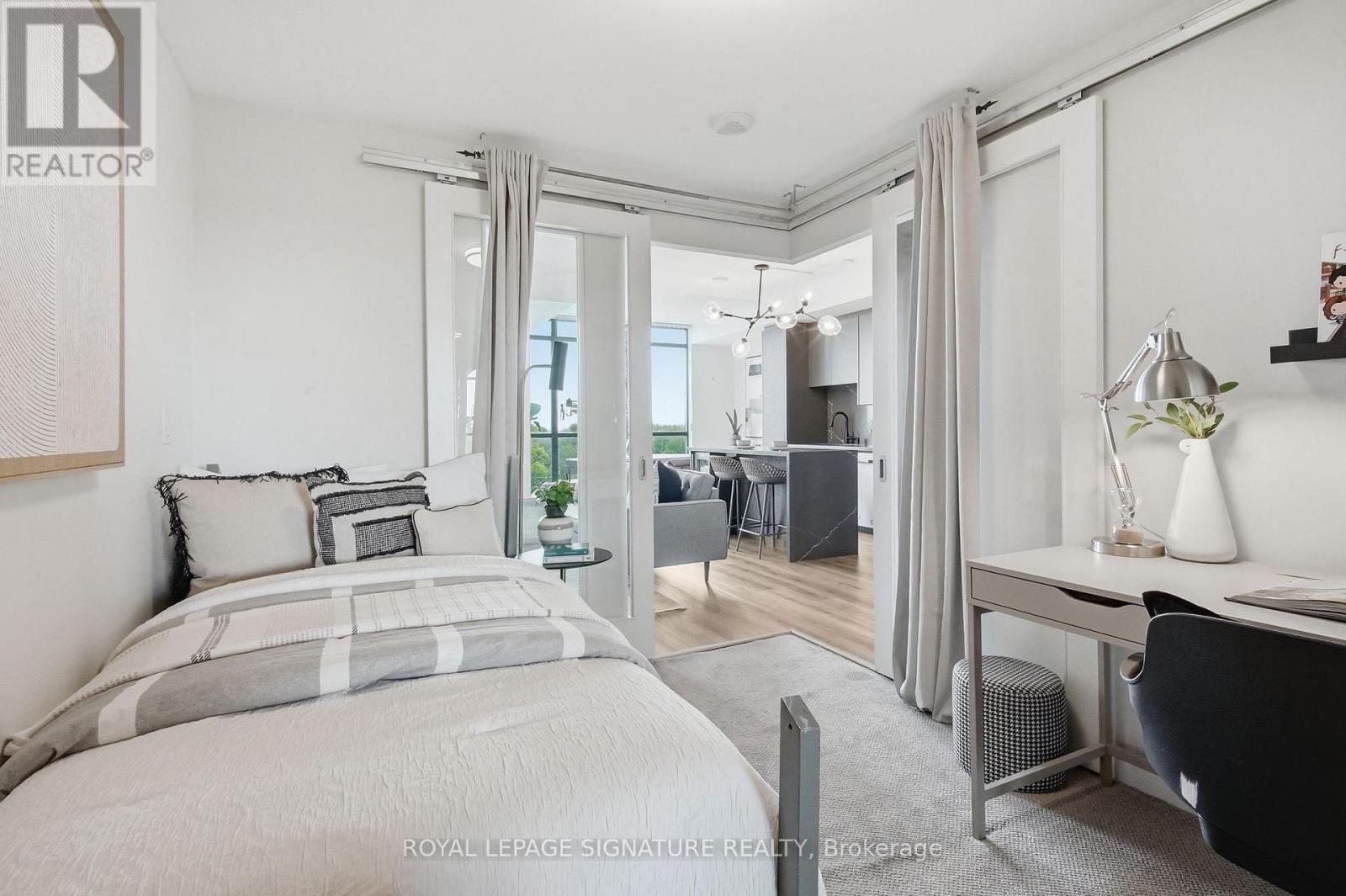 705 - 215 Fort York Boulevard, Toronto, Ontario  M5V 4A1 - Photo 24 - C13174420