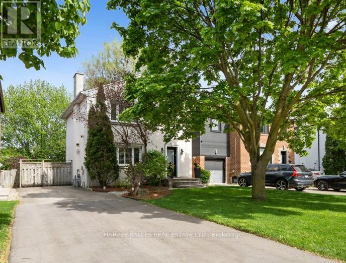 63 WESTGATE BOULEVARD, Toronto, Ontario