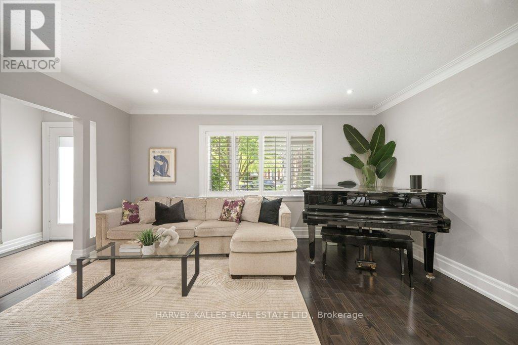 63 Westgate Boulevard, Toronto, Ontario  M3H 1P1 - Photo 8 - C13174428