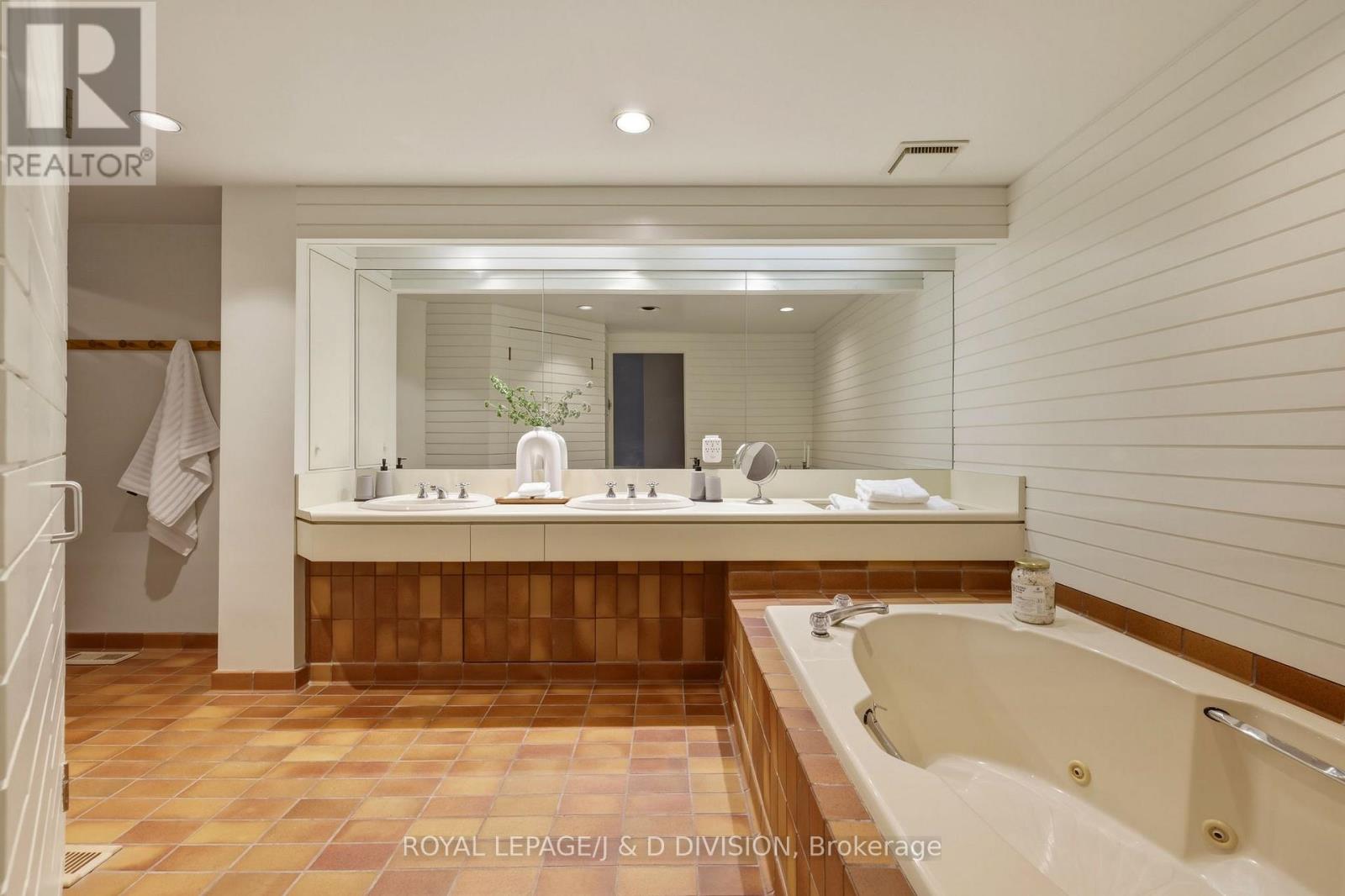 41 Ridge Drive, Toronto, Ontario  M4T 1B6 - Photo 32 - C13174502