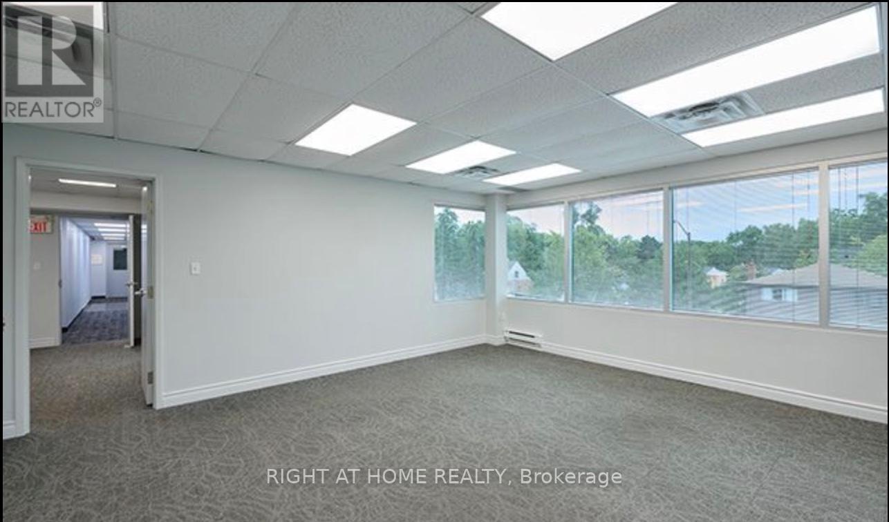 303 - 170 Sheppard Avenue E, Toronto, Ontario  M2N 3A4 - Photo 2 - C13174540