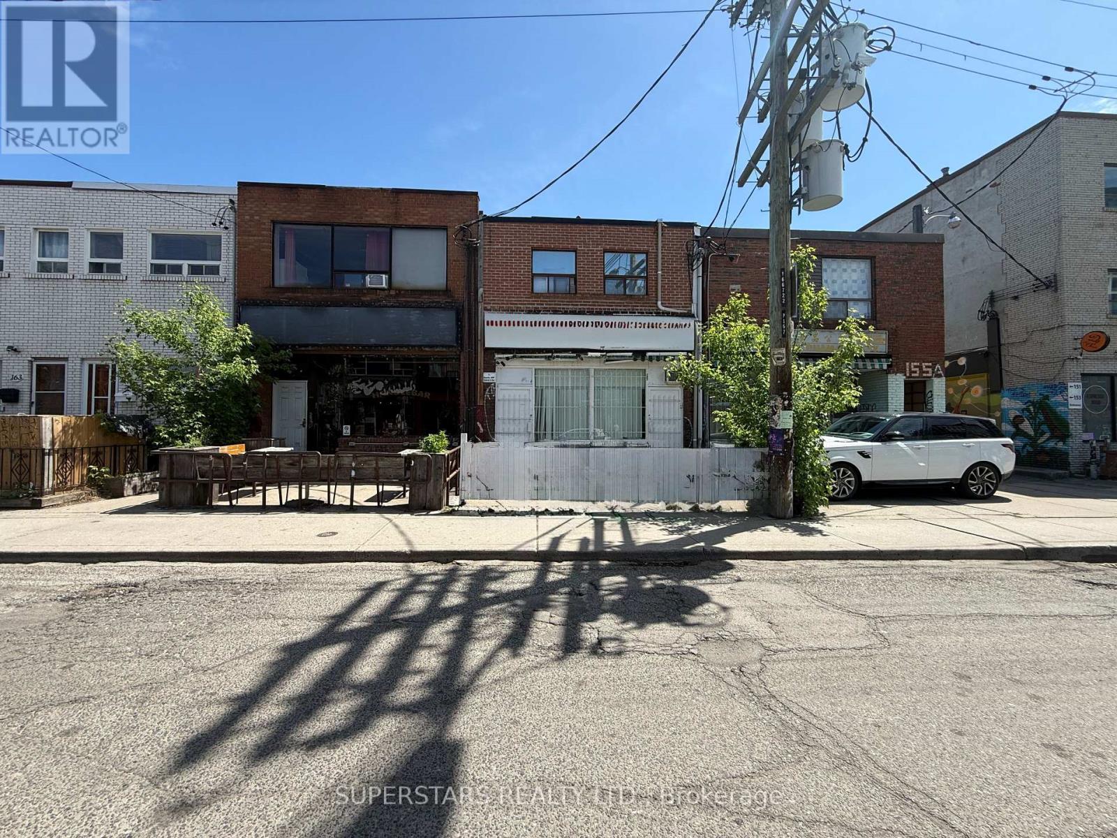 157 Augusta Avenue, Toronto, Ontario  M5T 2L4 - Photo 1 - C13174576