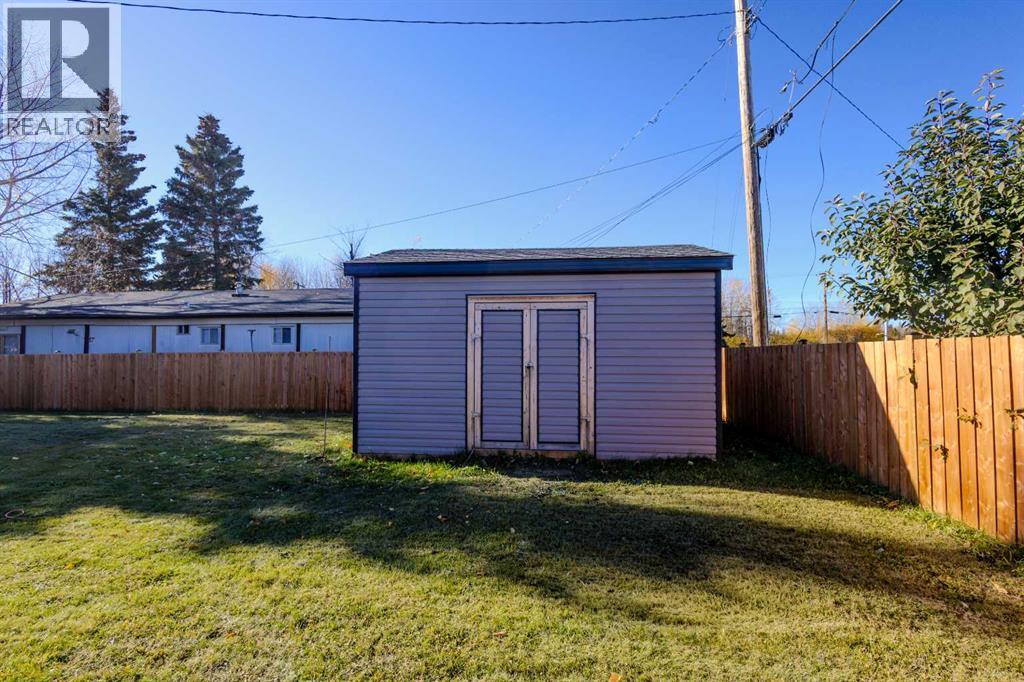 712 3 Avenue NW, Slave Lake, Alberta  T0G 2A1 - Photo 20 - A2265158