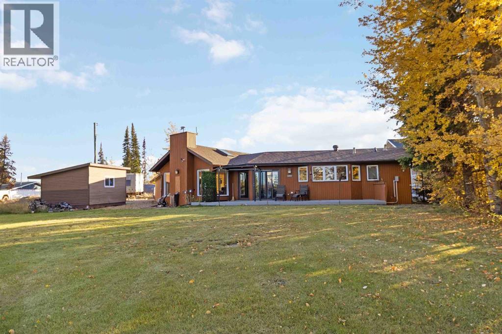 39 Poplar Crescent, Gregoire Lake Estates, Alberta  T9H 0L2 - Photo 5 - A2282556