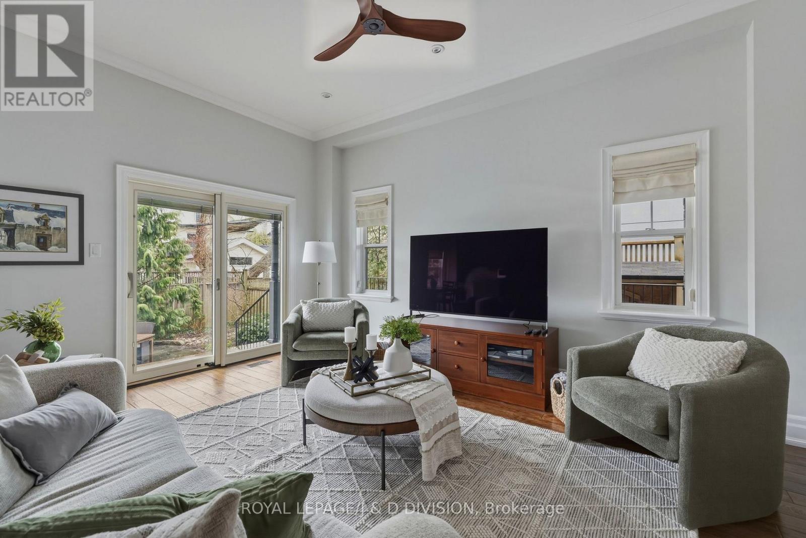 85 Wheeler Avenue, Toronto, Ontario  M4L 3V3 - Photo 13 - E13174456