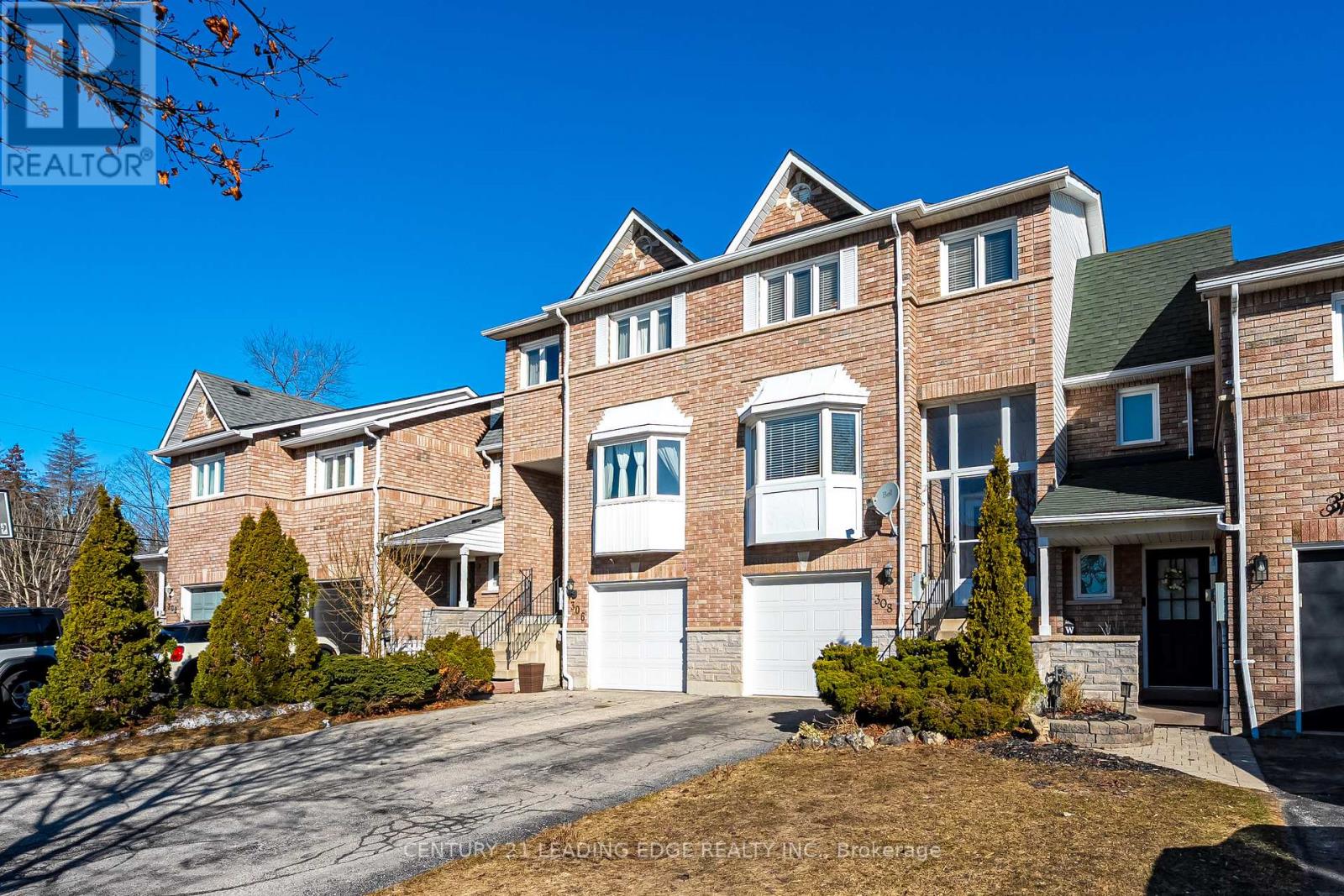 308 Sparrow Circle, Pickering, Ontario  L1V 6Y3 - Photo 2 - E13174546