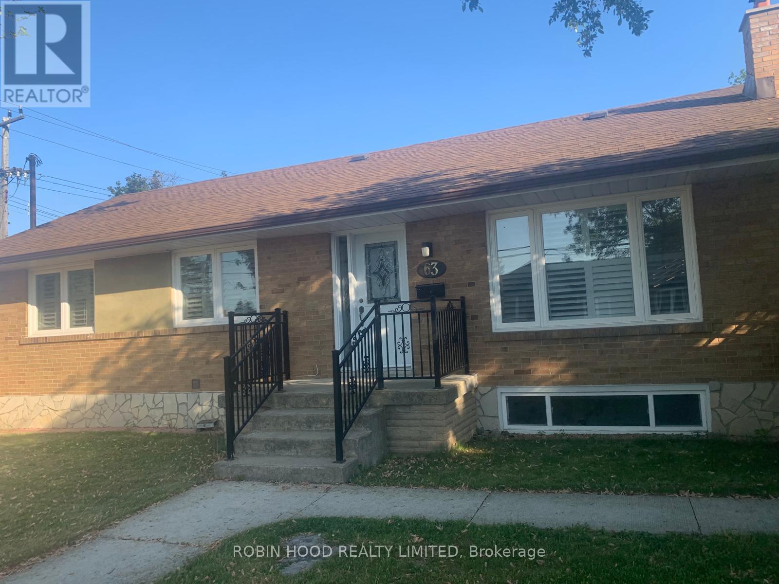 MAIN - 63 PACHINO BOULEVARD, Toronto, Ontario