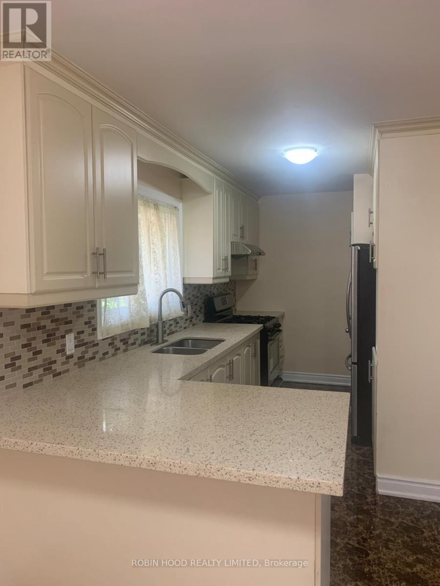 Main - 63 Pachino Boulevard, Toronto, Ontario  M1R 4J6 - Photo 3 - E13174584