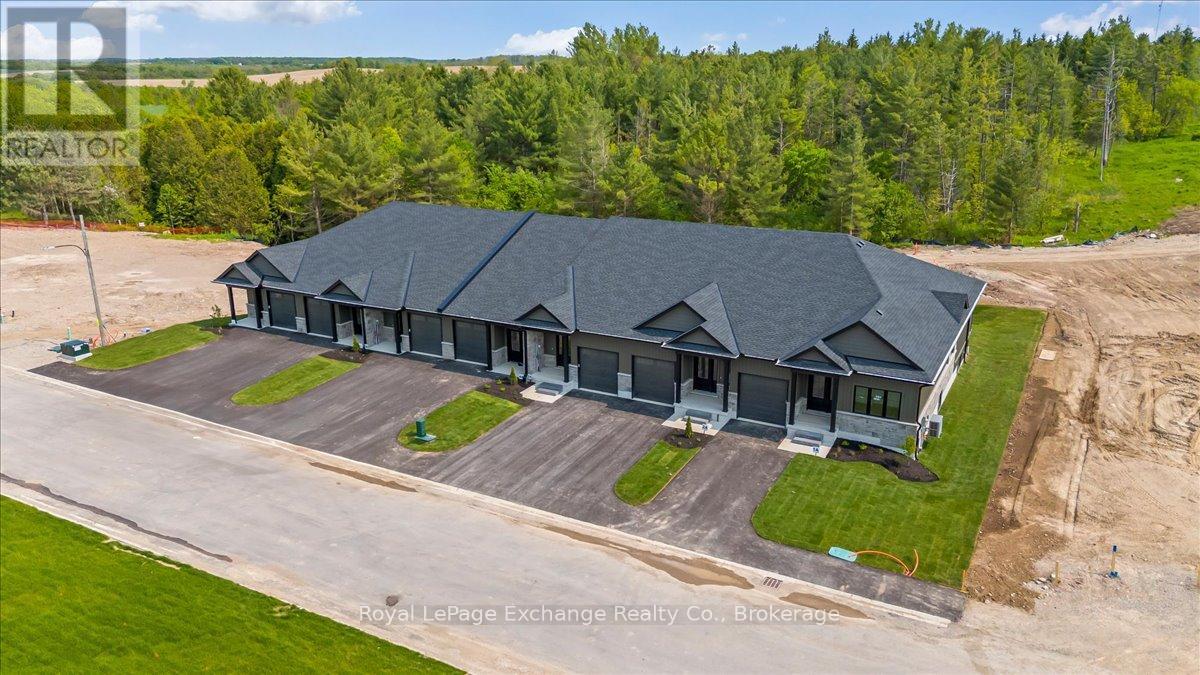 Unit 1 - 321 Arnaud Street, Arran-Elderslie, Ontario  N0G 2N0 - Photo 2 - X13000202