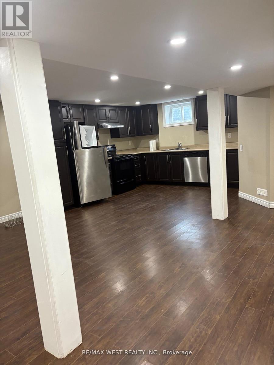 10 Testa Street, East Gwillimbury, Ontario  L0L 1R0 - Photo 3 - N13174344