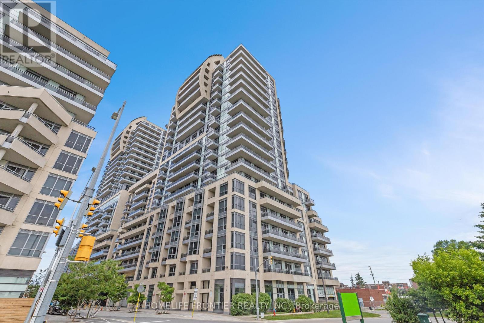 NE1015 - 9205 YONGE STREET, Richmond Hill, Ontario