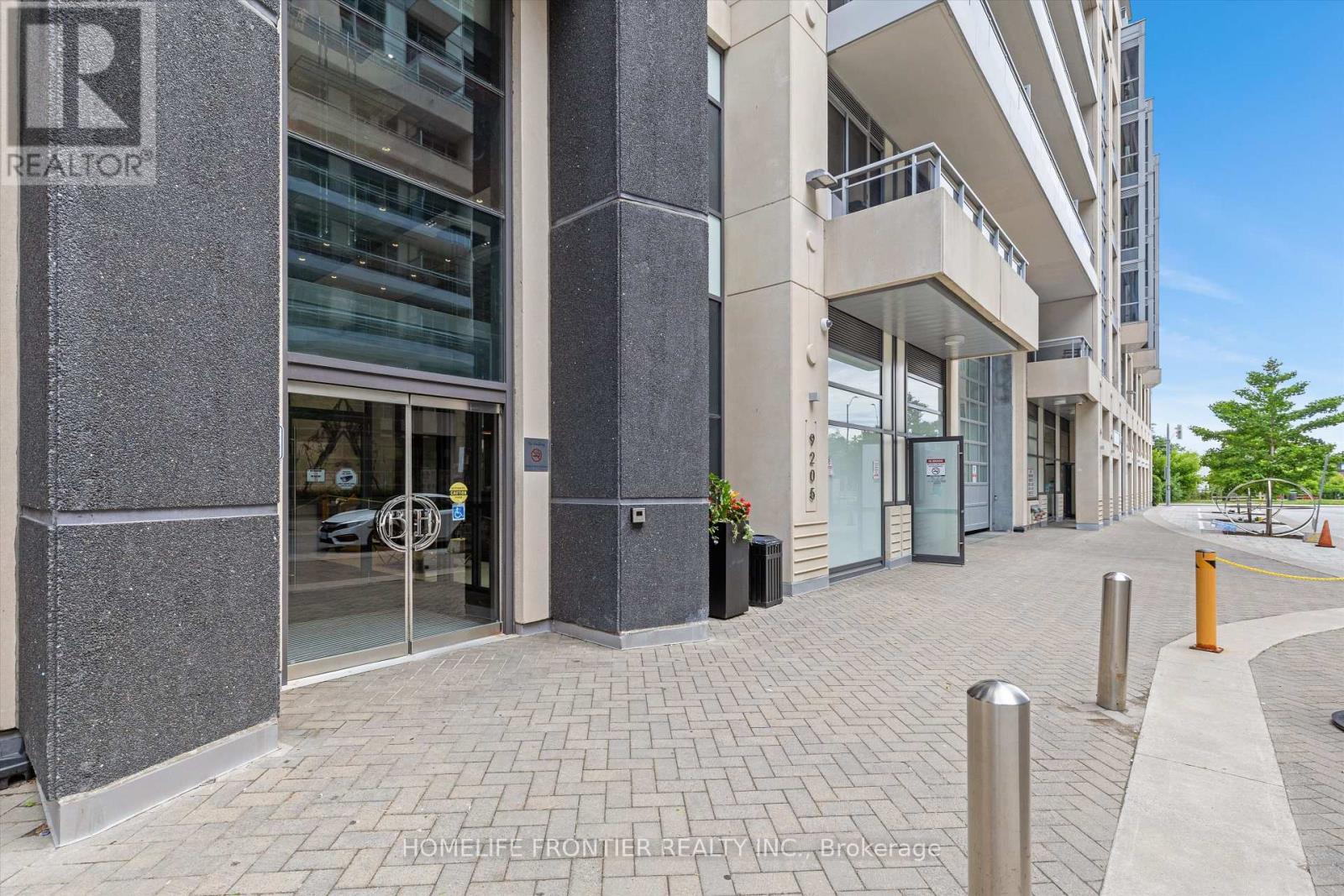 Ne1015 - 9205 Yonge Street, Richmond Hill, Ontario  L4C 6Z2 - Photo 2 - N13174558