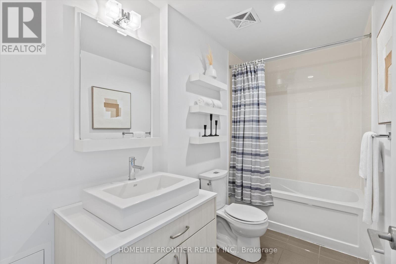 Ne1015 - 9205 Yonge Street, Richmond Hill, Ontario  L4C 6Z2 - Photo 20 - N13174558