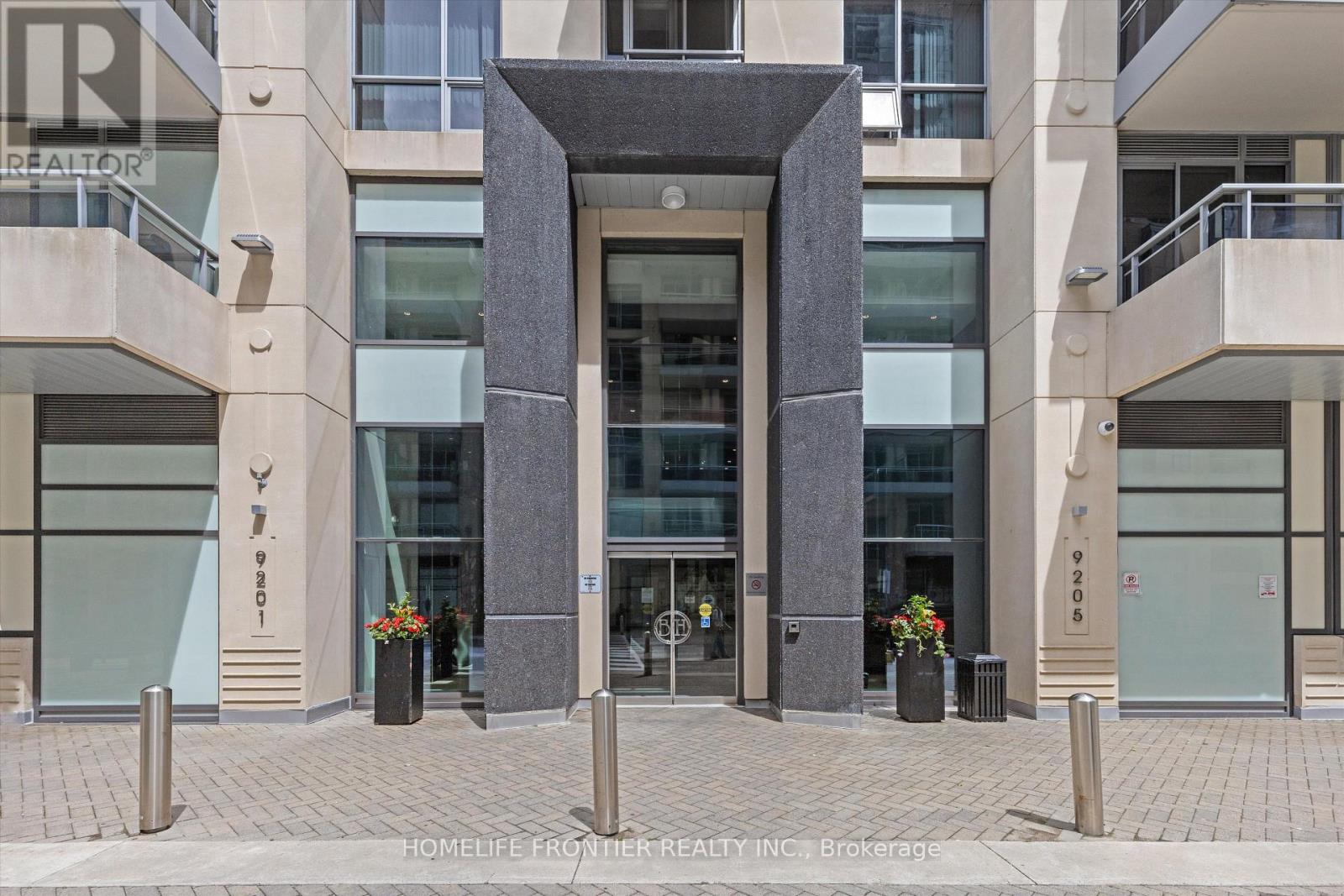 Ne1015 - 9205 Yonge Street, Richmond Hill, Ontario  L4C 6Z2 - Photo 3 - N13174558