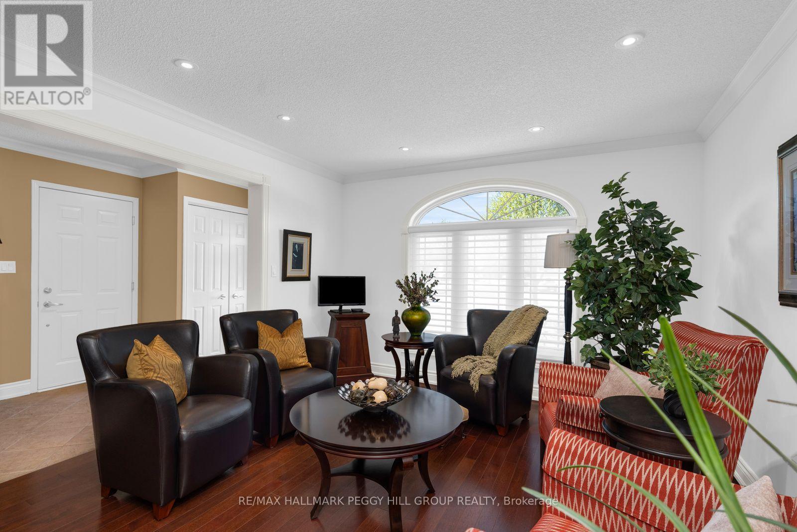 35 Golden Eagle Way, Barrie, Ontario  L4M 6P6 - Photo 6 - S13174328