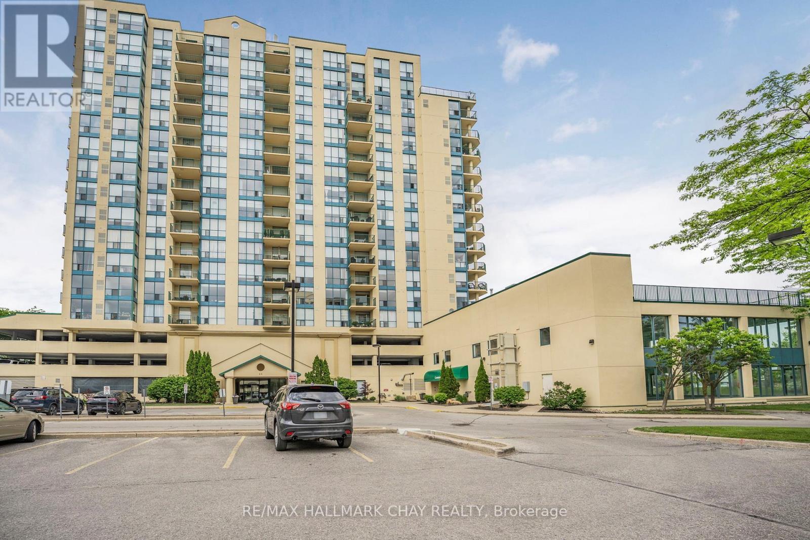 610 - 65 ELLEN STREET, Barrie, Ontario