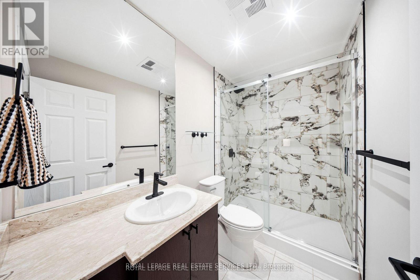 1509 - 33 Ellen Street, Barrie, Ontario  L4N 6E9 - Photo 17 - S13174446
