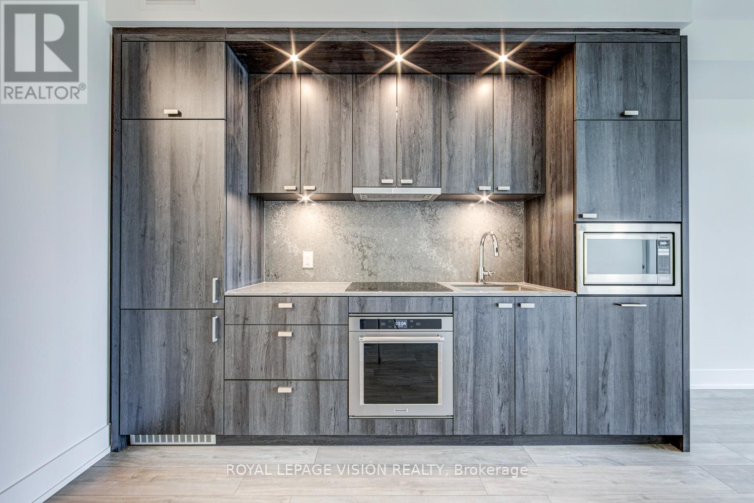 716 - 858 Dupont Street, Toronto, Ontario  M6G 0C1 - Photo 2 - W13168764