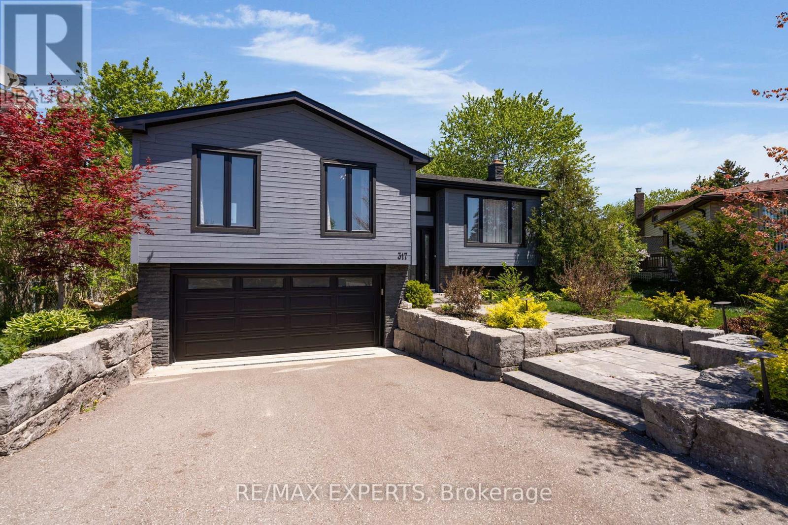 317 MARPLE CRESCENT, Caledon, Ontario