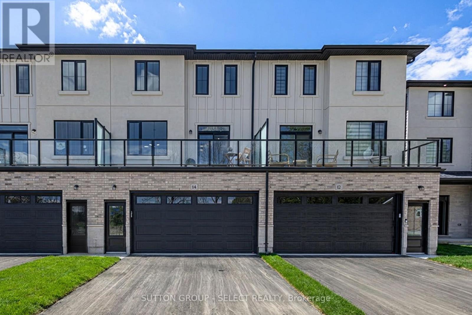 $579,90014 - 233 Upper Queen Street, Thames Centre, Ontario