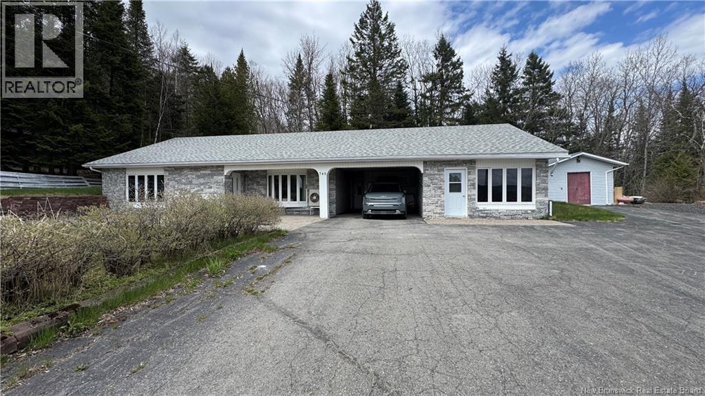 748 Canada, Edmundston, New Brunswick  E3V 1W4 - Photo 1 - NB140279