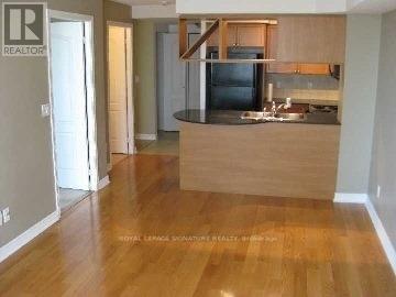 1812 - 4090 Living Arts Drive, Mississauga, Ontario  L5B 4M8 - Photo 3 - W13174310