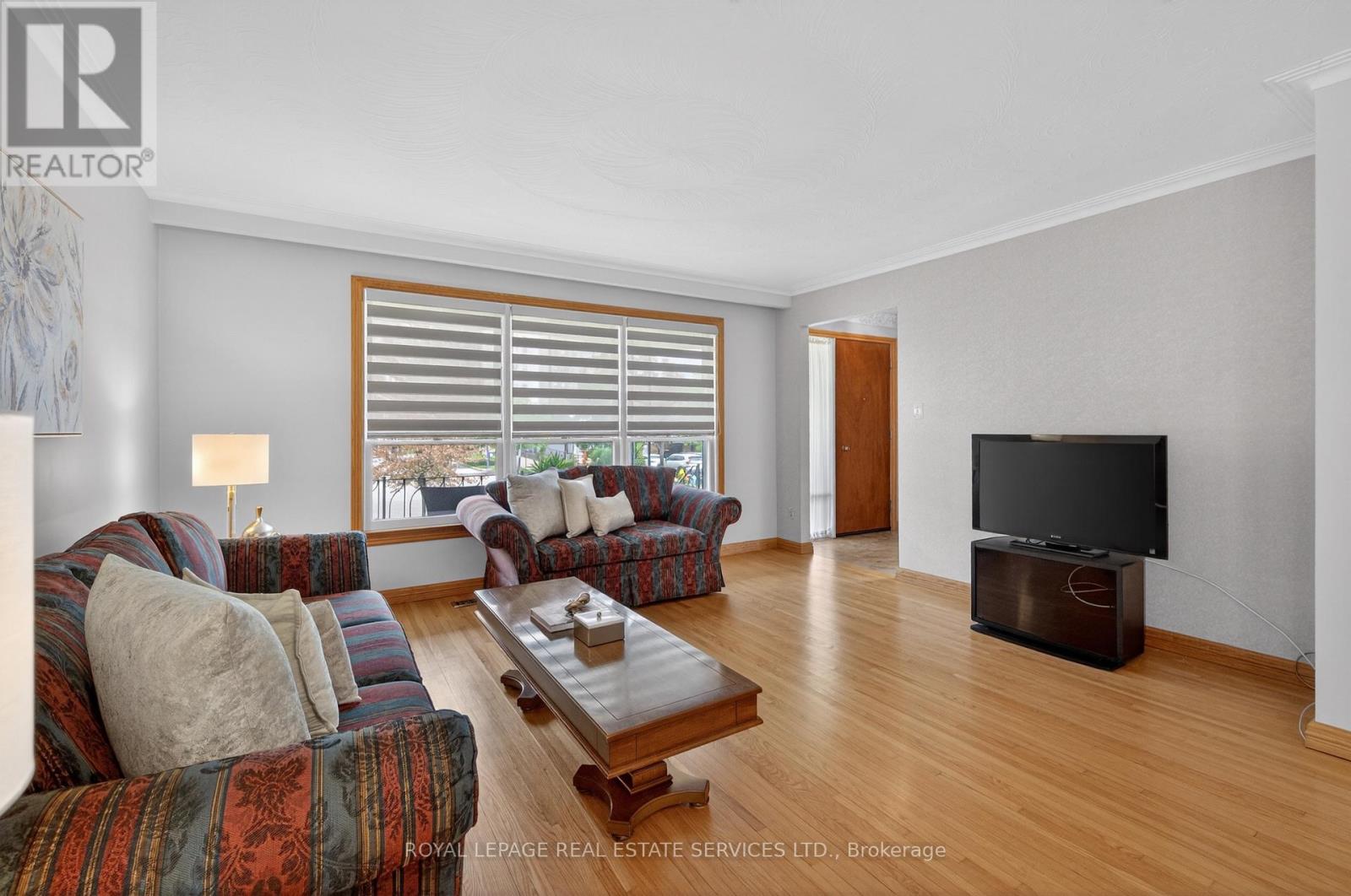 46 Lemonwood Drive, Toronto, Ontario  M9A 4L5 - Photo 11 - W13174352
