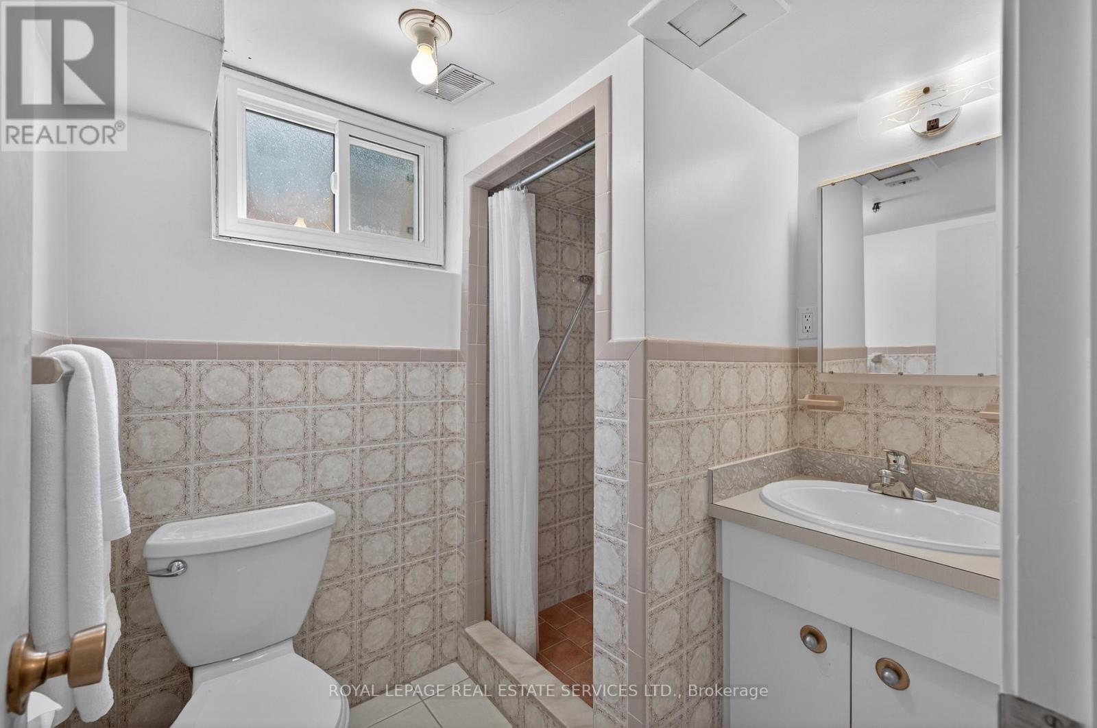 46 Lemonwood Drive, Toronto, Ontario  M9A 4L5 - Photo 42 - W13174352