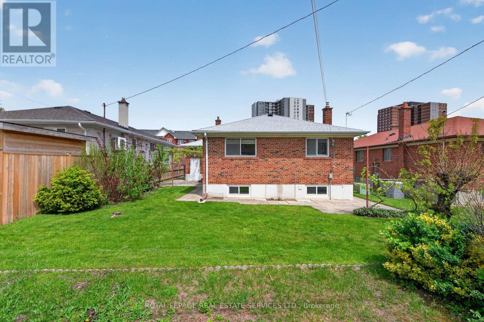 46 Lemonwood Drive, Toronto, Ontario  M9A 4L5 - Photo 46 - W13174352