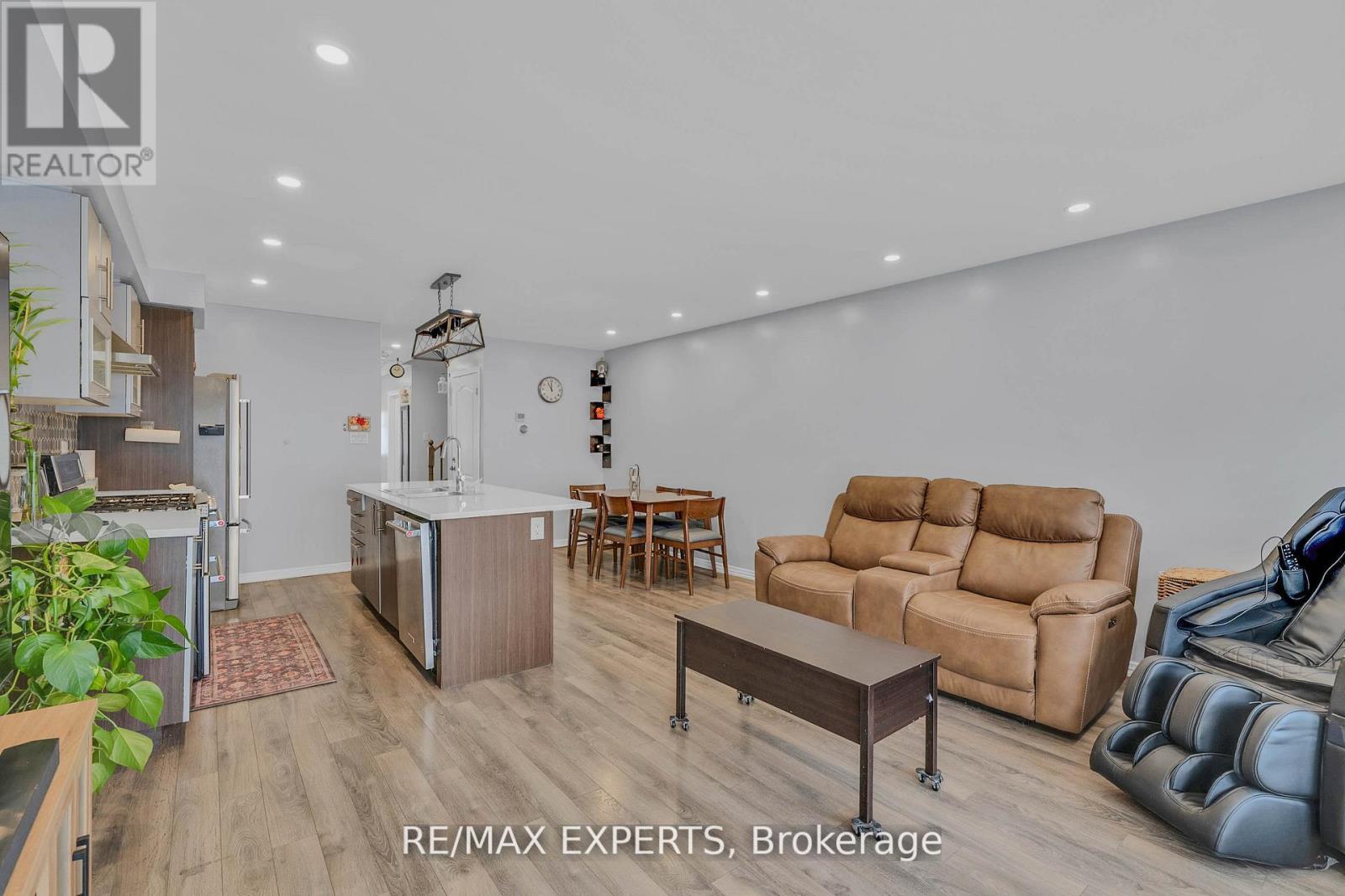 22 Hoover Road, Brampton, Ontario  L7A 4L2 - Photo 10 - W13174364