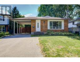 138 OSBORNE CRESCENT, Oakville, Ontario