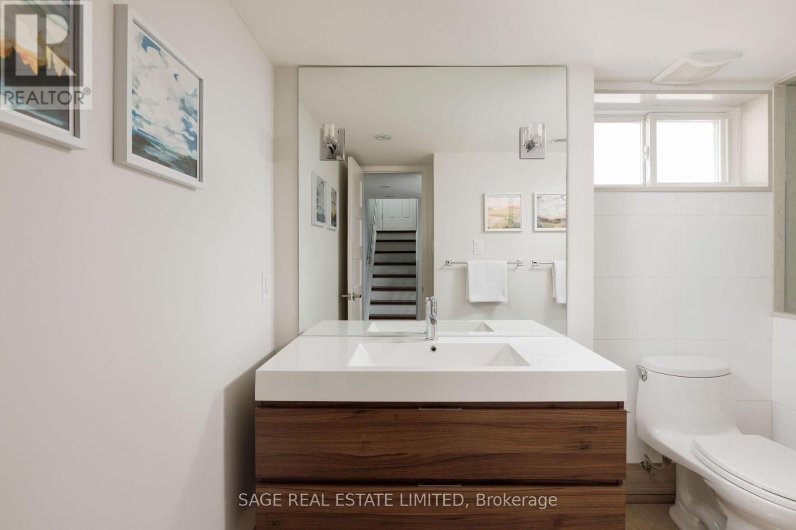102 Humbervale Boulevard, Toronto, Ontario  M8Y 3P7 - Photo 38 - W13174442