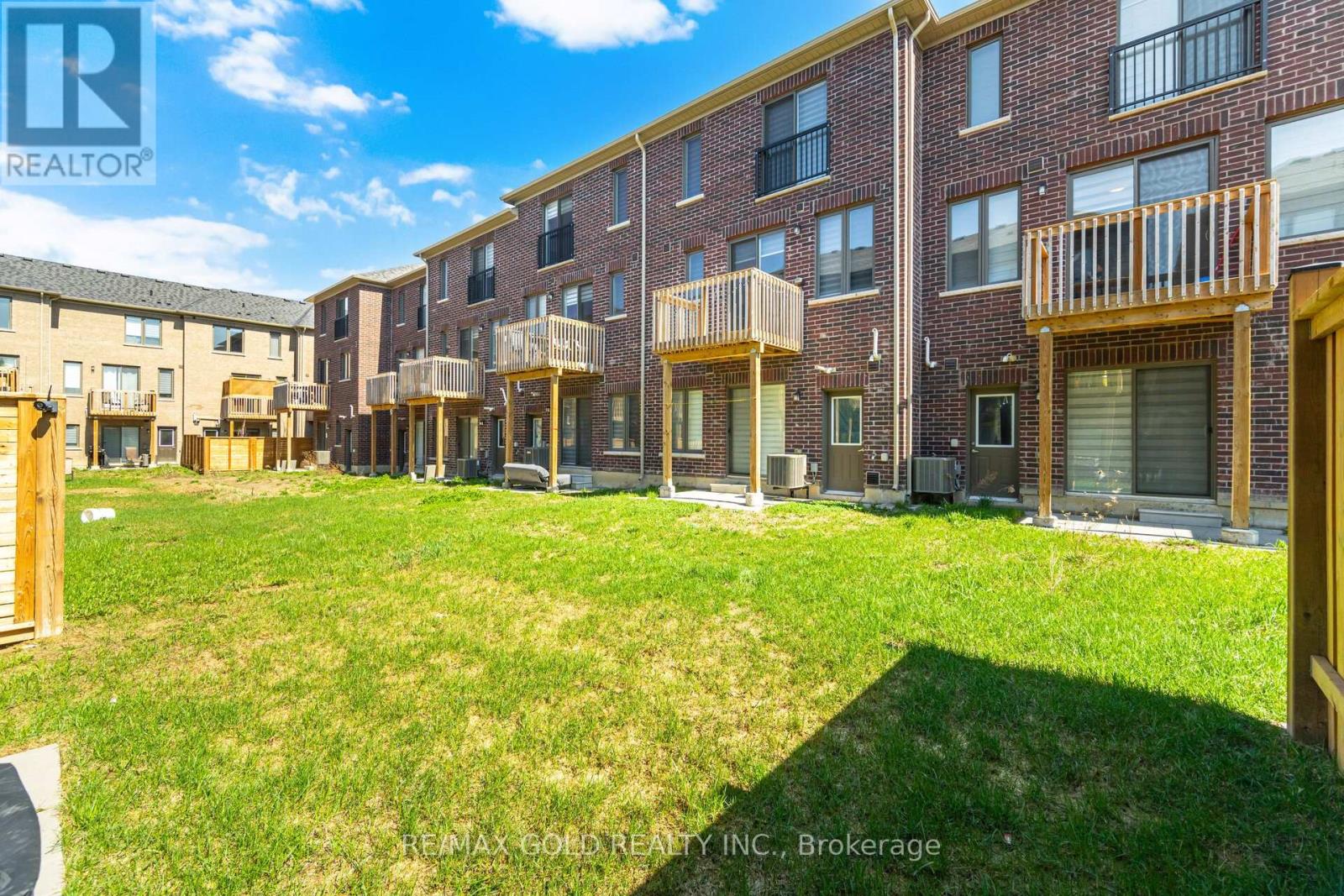 13 Lavinia Road, Brampton, Ontario  L6P 4N7 - Photo 18 - W13174452