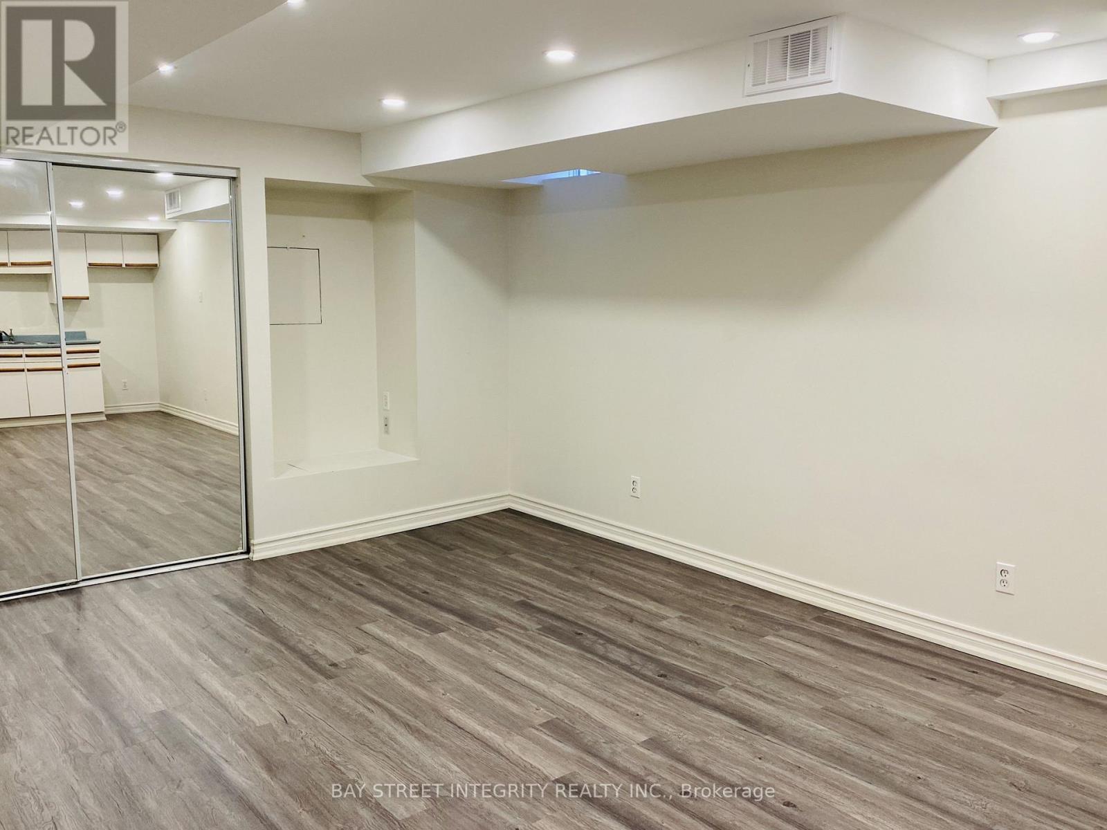 2087 Golden Orchard Trail, Oakville, Ontario  L6M 3W8 - Photo 19 - W13174484