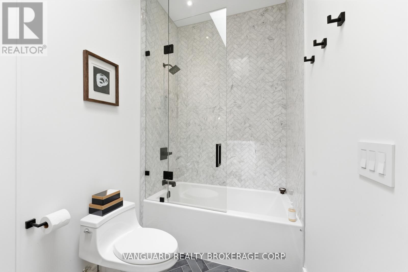 1099 Truman Avenue, Oakville, Ontario  L6H 1Y9 - Photo 38 - W13174498