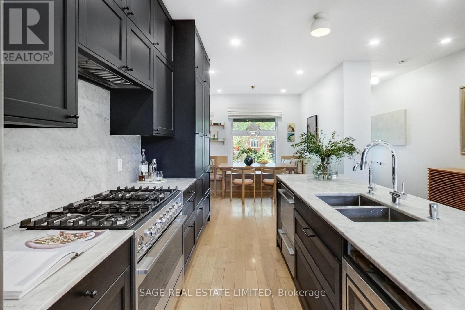 88 Galley Avenue, Toronto, Ontario  M6R 1H1 - Photo 13 - W13174516