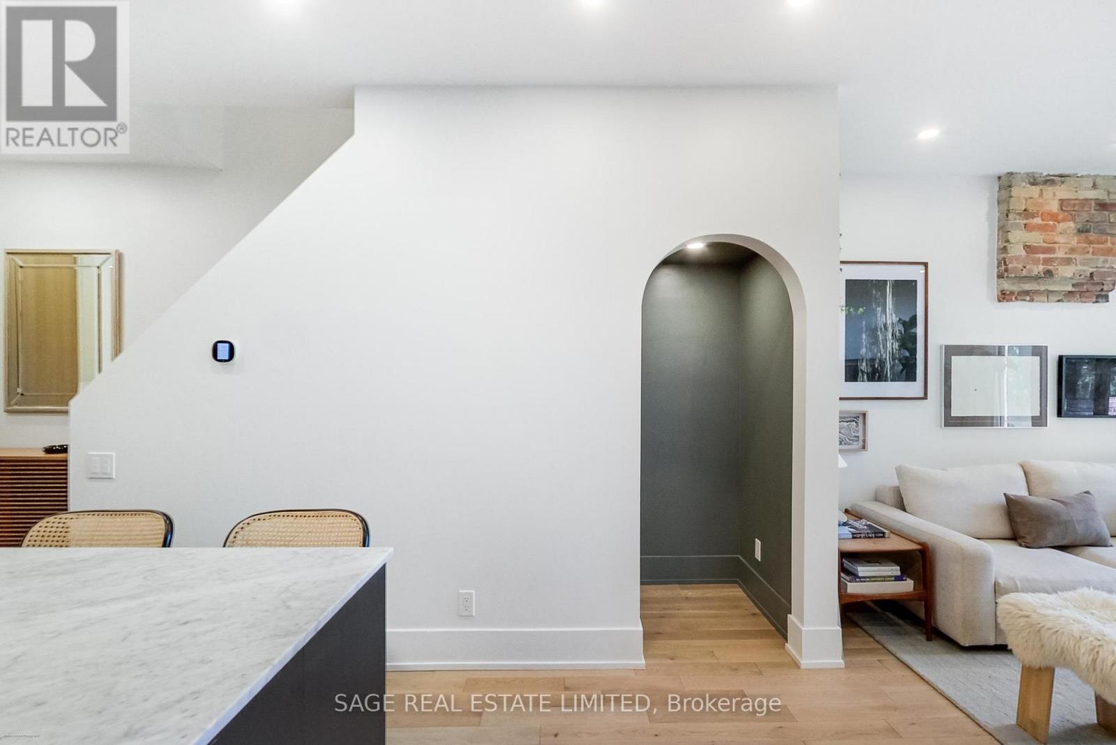 88 Galley Avenue, Toronto, Ontario  M6R 1H1 - Photo 15 - W13174516