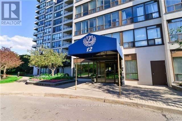 303 - 12 Laurelcrest Street, Brampton, Ontario  L6S 5Y4 - Photo 1 - W13174560